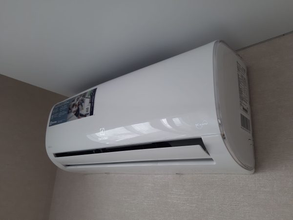 Кондиционер Electrolux Atrium DC Inverter EACS/I-24HAT/N3-21Y — изображение 6